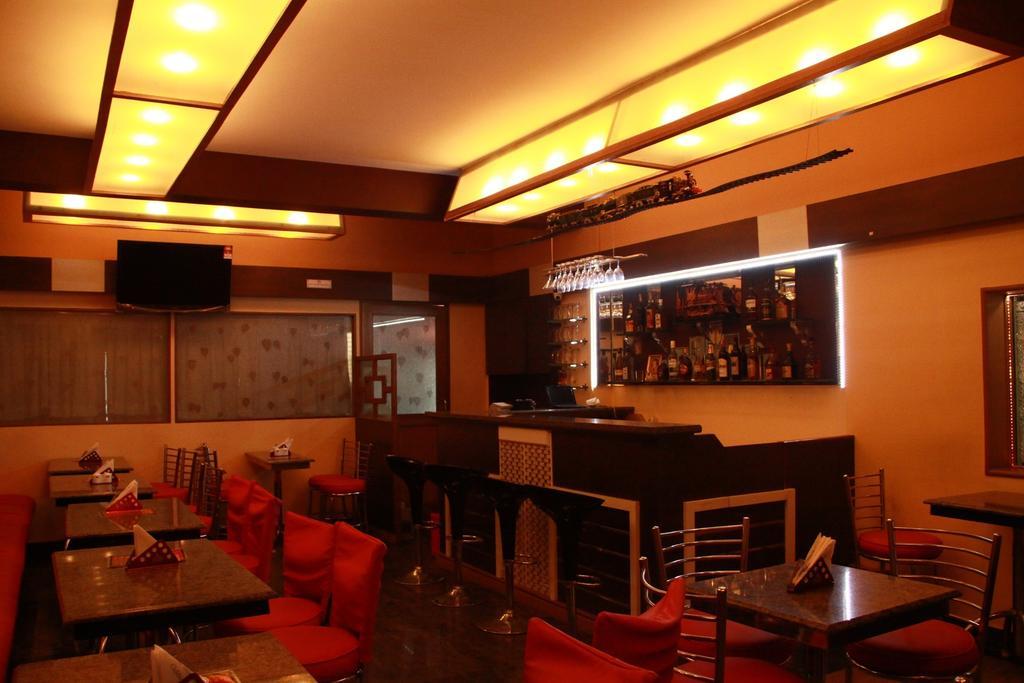 Hotel S R M Central Park Τσενάι Εξωτερικό φωτογραφία
