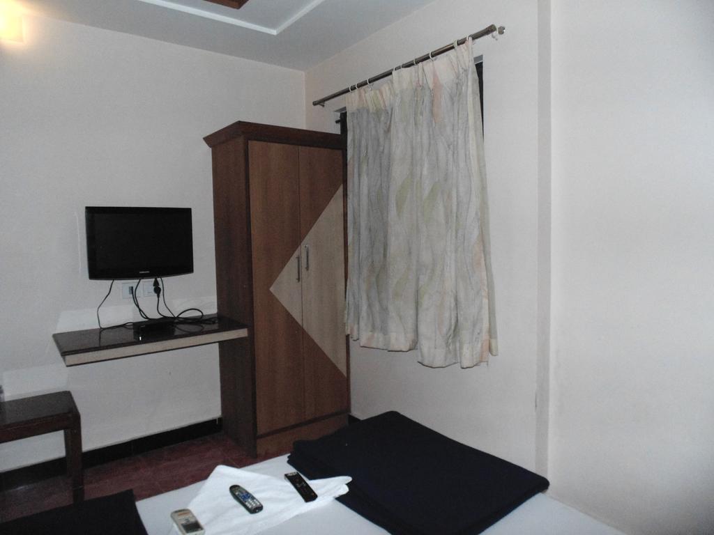 Hotel S R M Central Park Τσενάι Δωμάτιο φωτογραφία