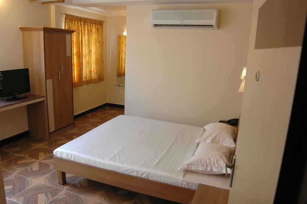 Hotel S R M Central Park Τσενάι Δωμάτιο φωτογραφία